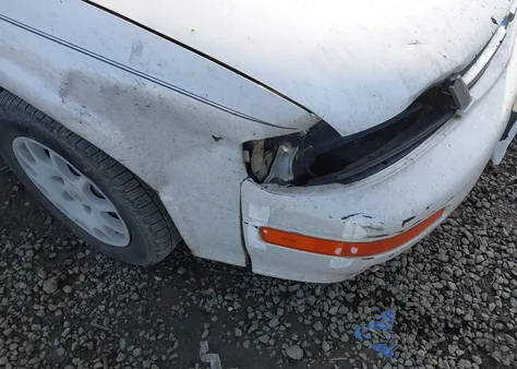 1997 Nissan Maxima Gle/Gxe/Se z USA, uszkodzony, nr VIN JN1CA21D9VT863654